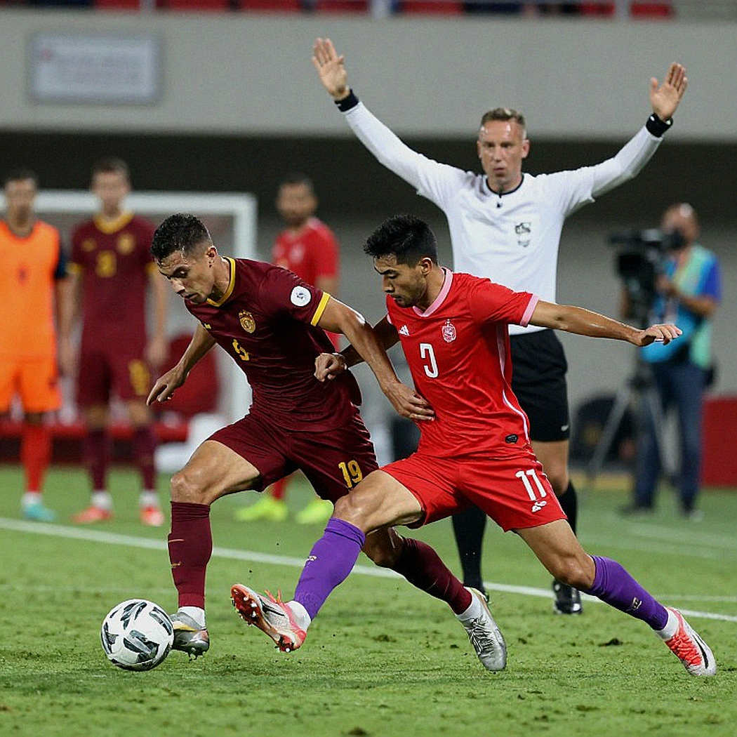 Simeone, cậu con trai và tám bàn thua: Atletico đang thủng ở đâu?